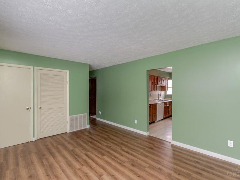 38 Lindway Drive, Fairborn, OH 45324 Photo 4