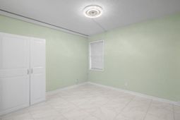 209 Cedar St. photo 4