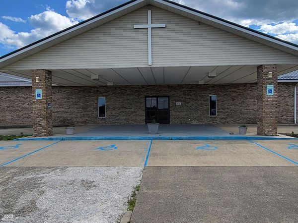 5655 W 500 S, Williamsport, IN 47993