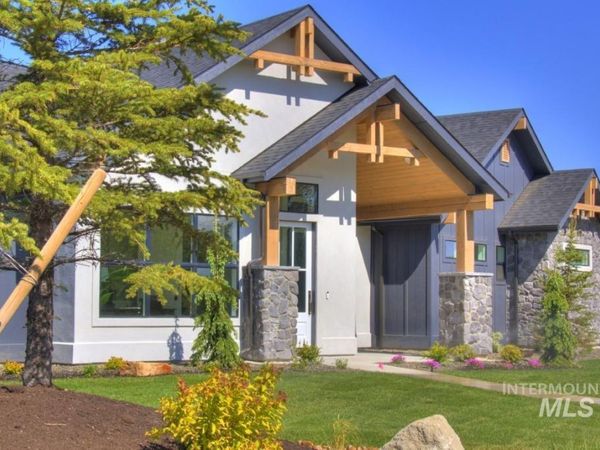 555 Century Ave, Middleton, ID 83644