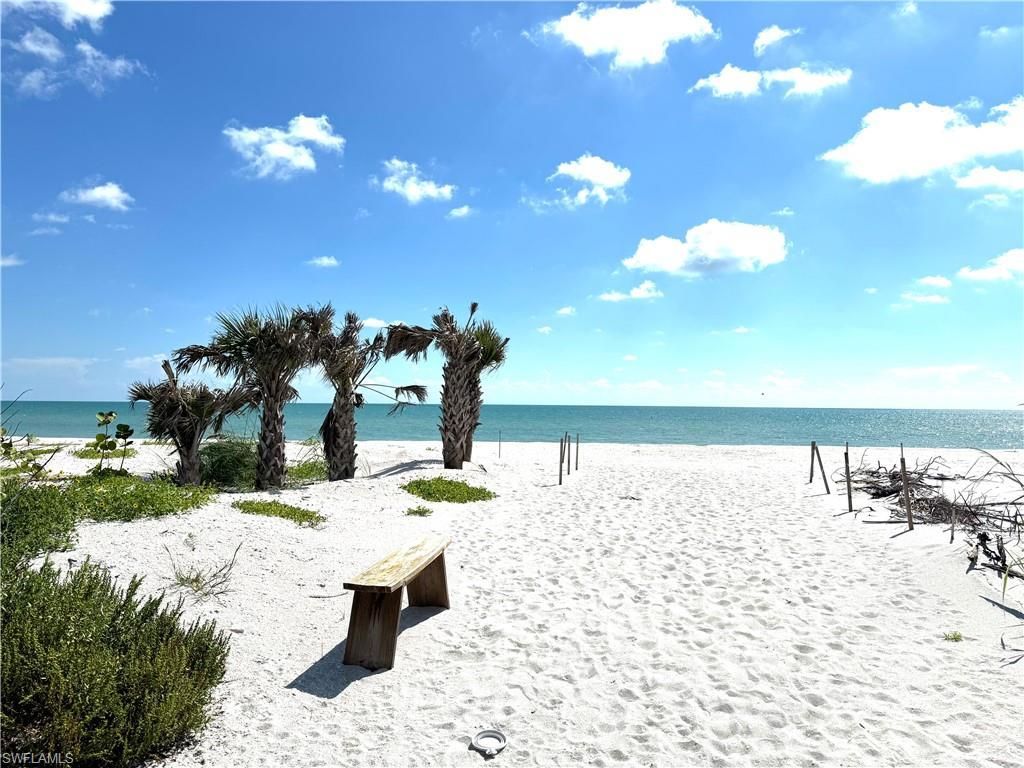 4353 Gulf Pines Dr, Sanibel, FL 33957 Photo