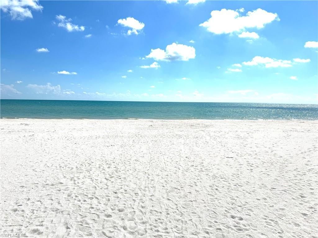 4353 Gulf Pines Dr, Sanibel, FL 33957 Photo