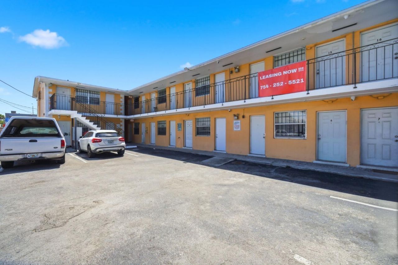 750 NW 56th Street, Unit 4, Miami, FL 33127 Photo