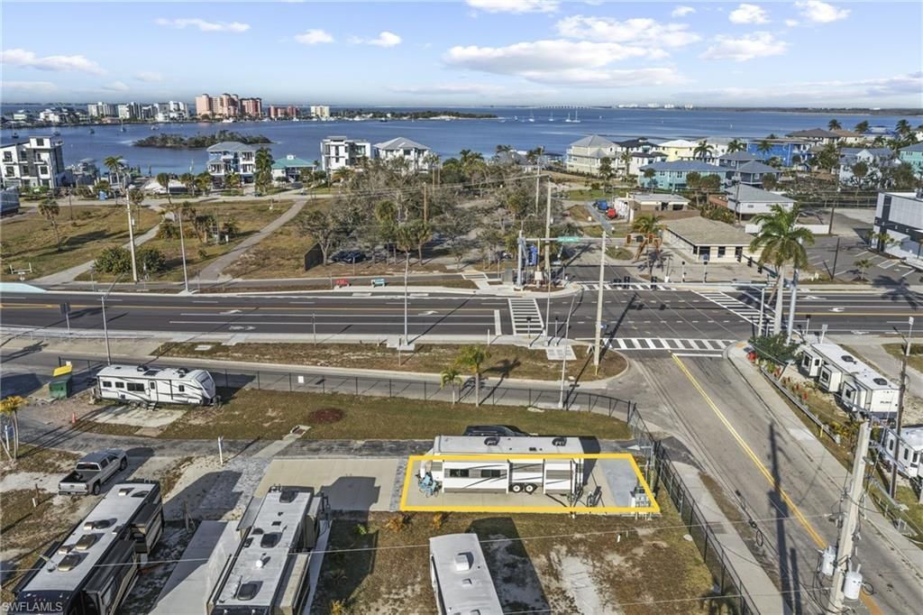 19281 #38 San Carlos Blvd , Fort Myers Beach, FL 33931 Photo