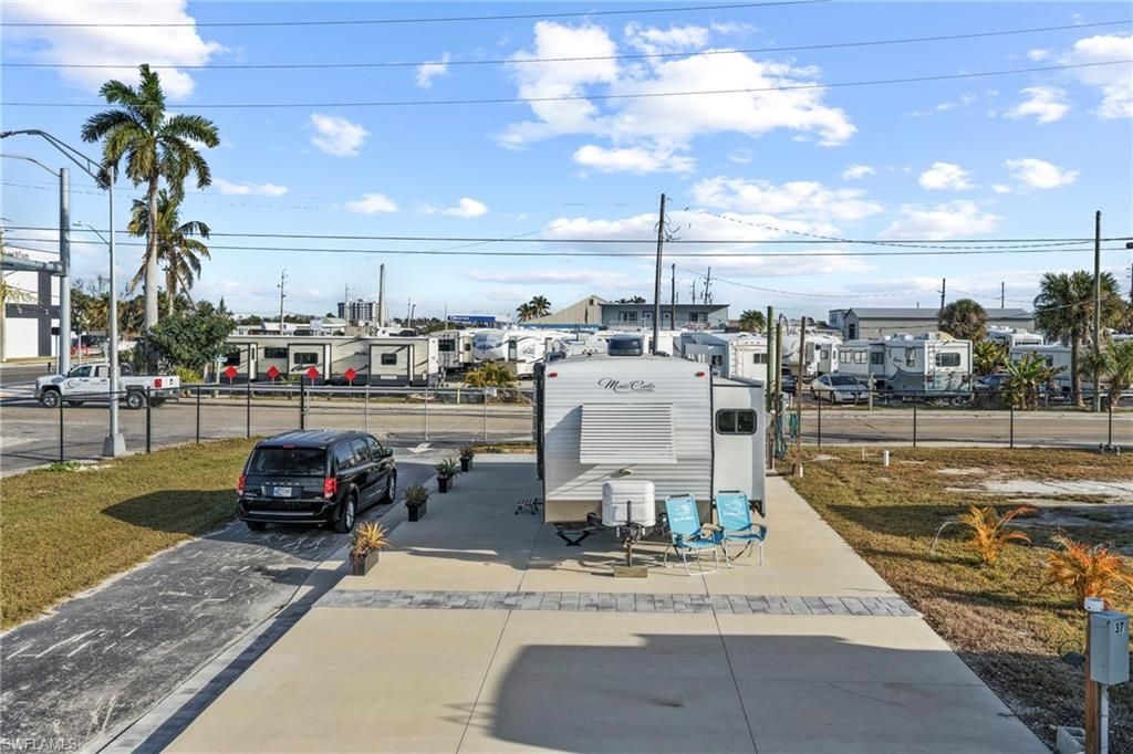 19281 #38 San Carlos Blvd , Fort Myers Beach, FL 33931 Photo