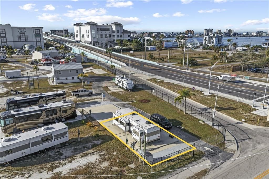 19281 #38 San Carlos Blvd , Fort Myers Beach, FL 33931 Photo