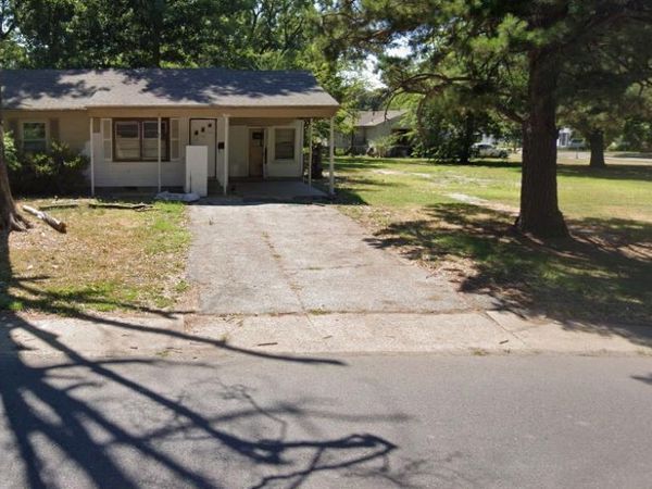 111 N Ruddle Road N, Blytheville, AR 72315