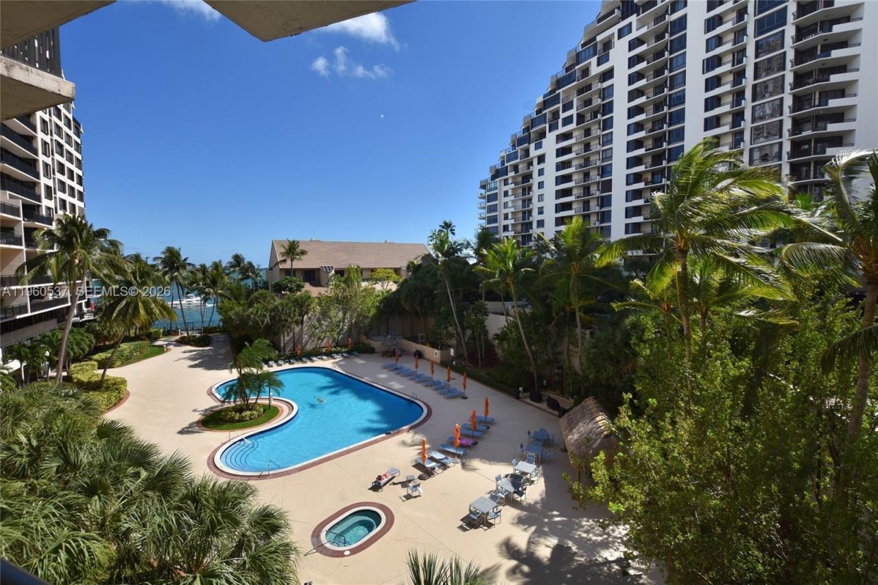 540 Brickell Key Dr, Unit 505, Miami, FL 33131 Photo