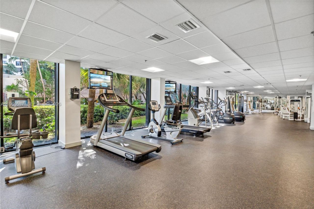 540 Brickell Key Dr, Unit 505, Miami, FL 33131 Photo