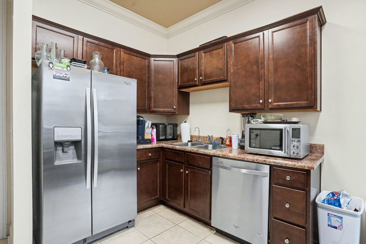 4605 Oleander Dr. Photo 11