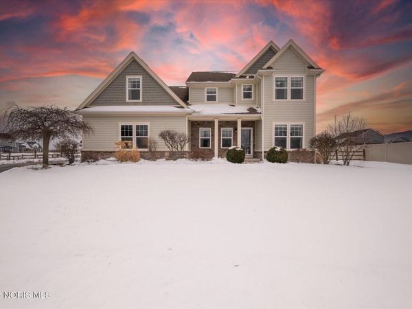 6351 Glen Stream, Waterville, OH 43566