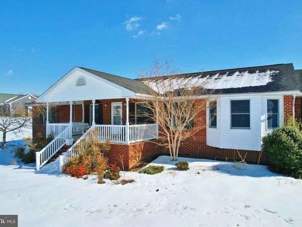 8284 BACK ROAD, MAURERTOWN, VA 22644