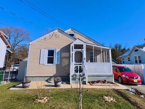 709 S STATE STREET, VINELAND, NJ 08360