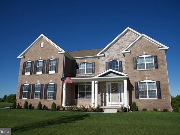 251 DILLON CIRCLE, MIDDLETOWN, DE 19709