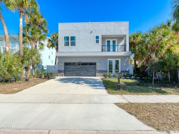 206 N Halifax Avenue, Daytona Beach, FL 32118