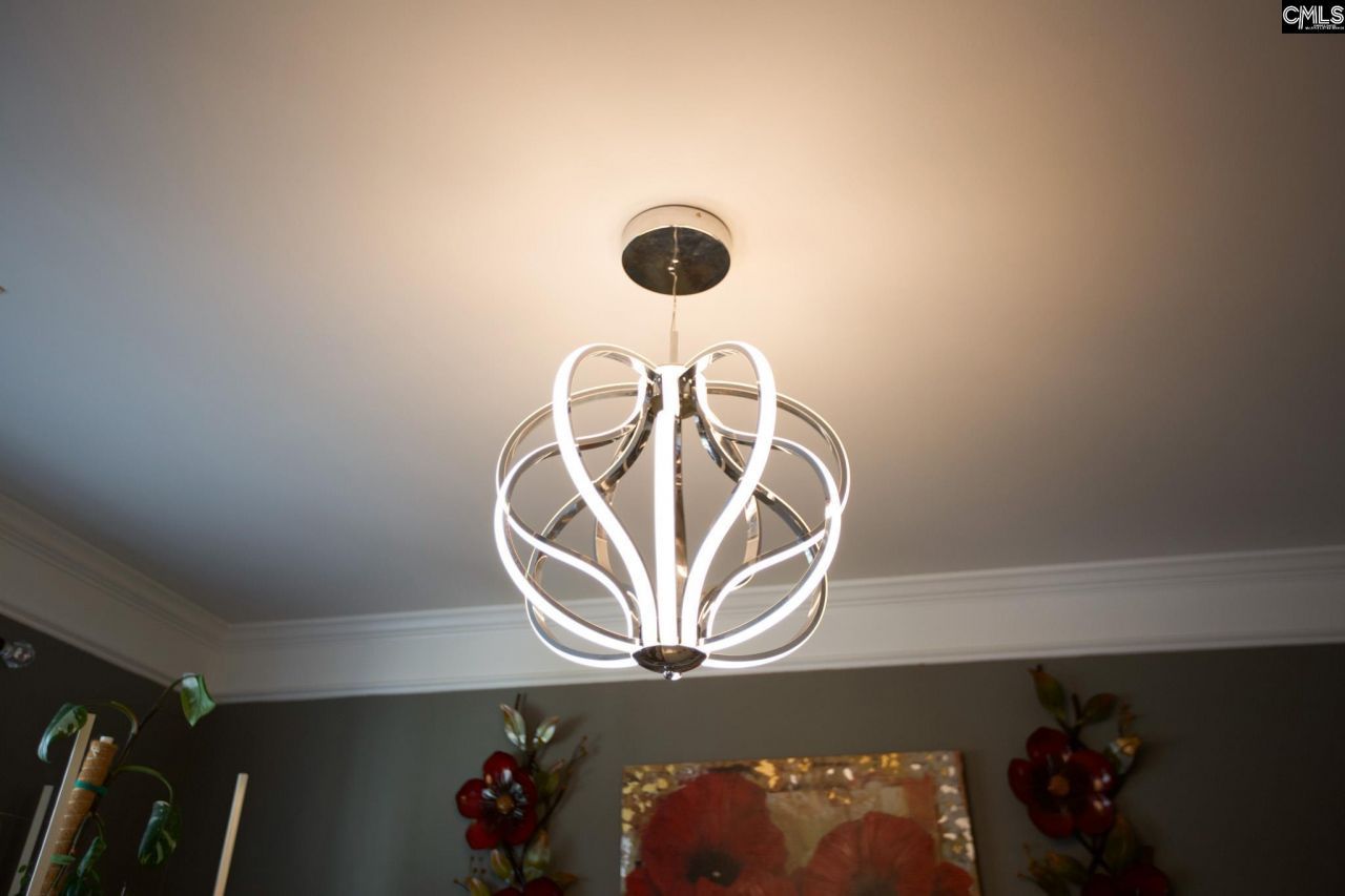 9 Kentucky Derby Court Photo 12