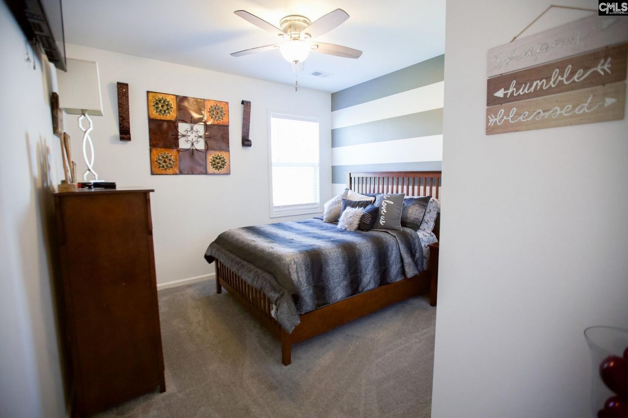 9 Kentucky Derby Court Photo 25