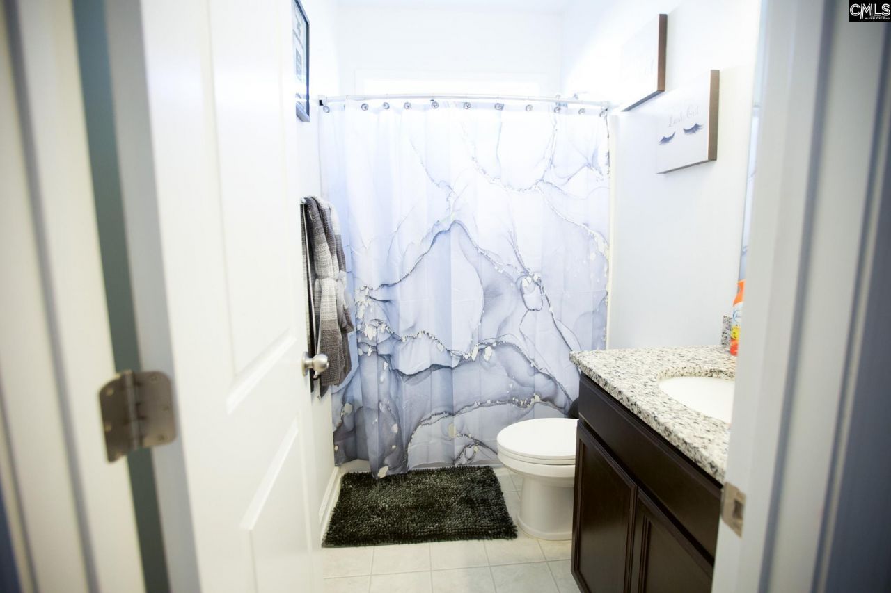 9 Kentucky Derby Court Photo 26