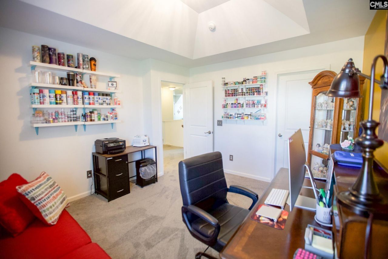 9 Kentucky Derby Court Photo 34