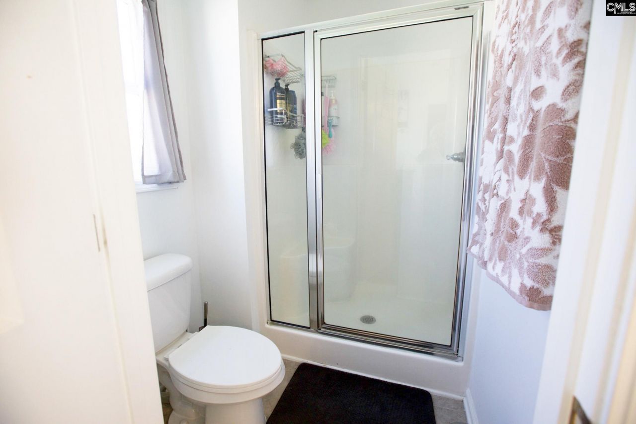 9 Kentucky Derby Court Photo 44