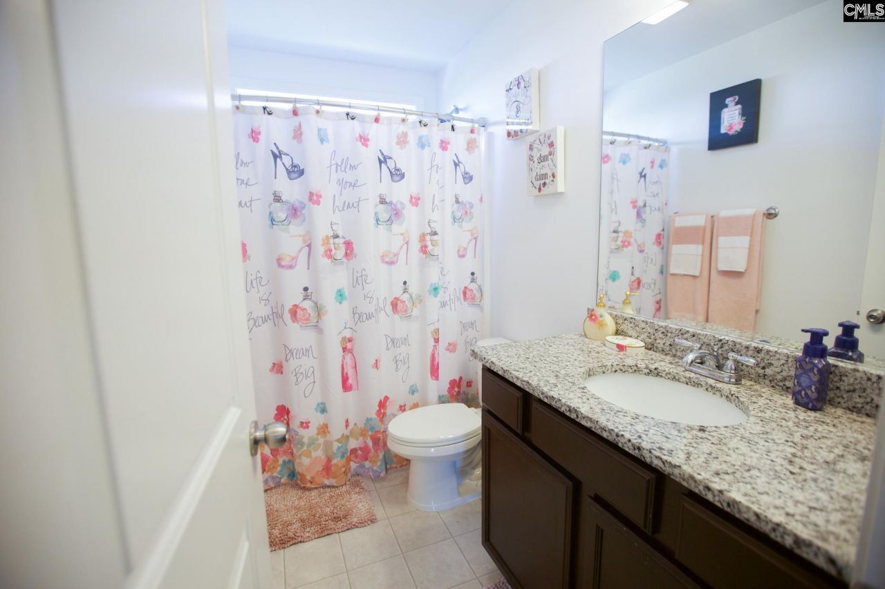 9 Kentucky Derby Court Photo 45