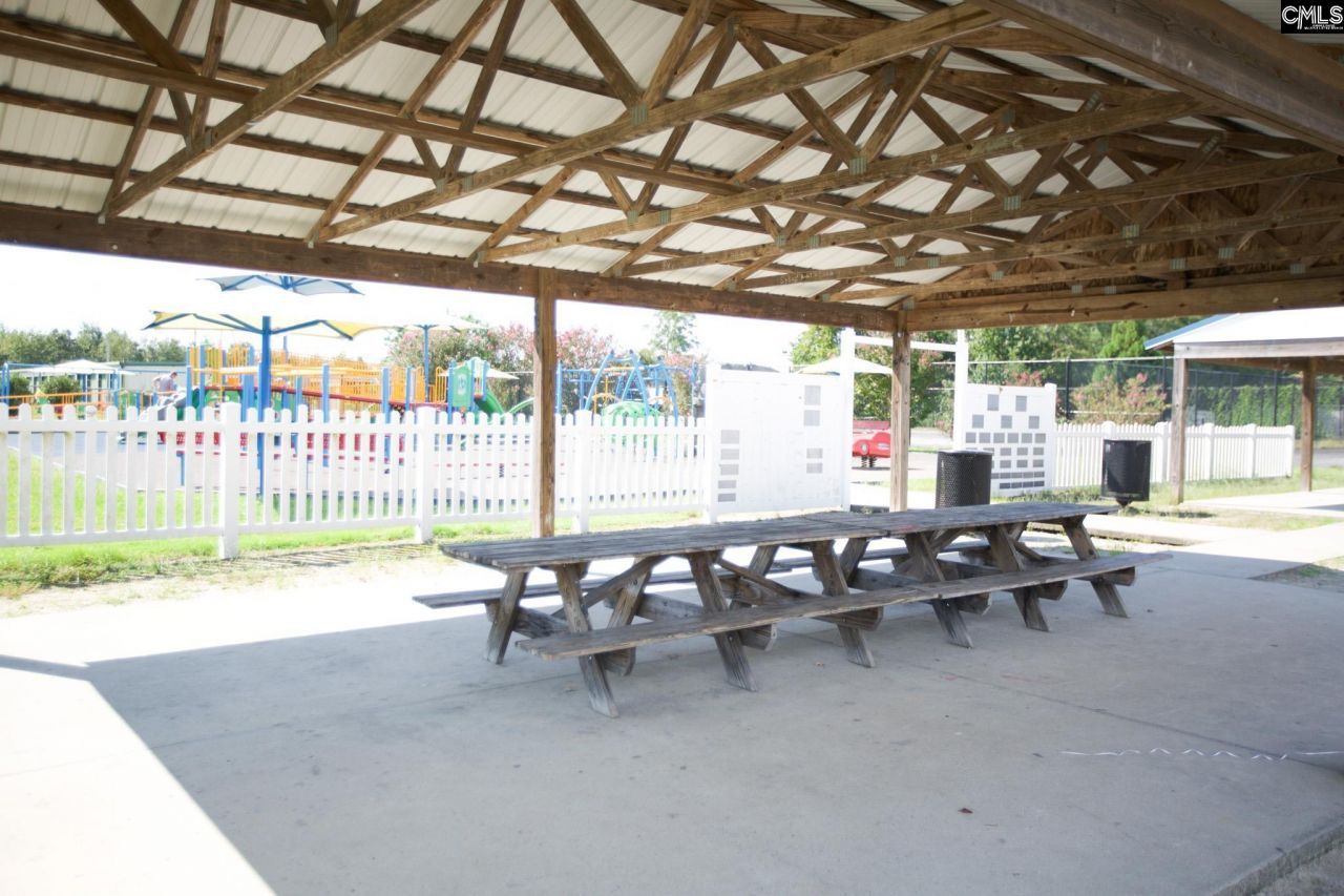 9 Kentucky Derby Court Photo 48