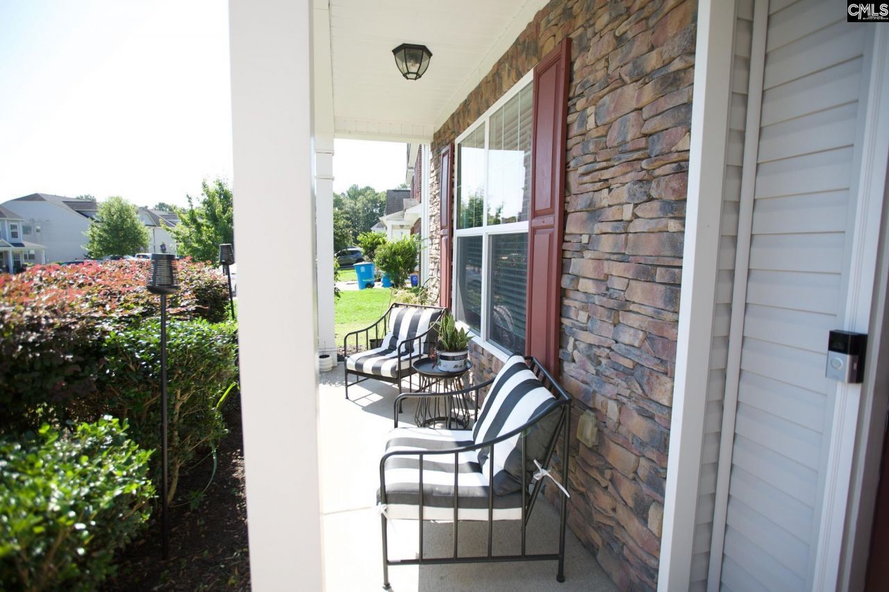 9 Kentucky Derby Court Photo 7