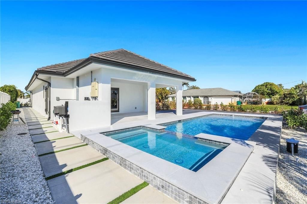 10771 6th St, Naples, FL 34108 Photo