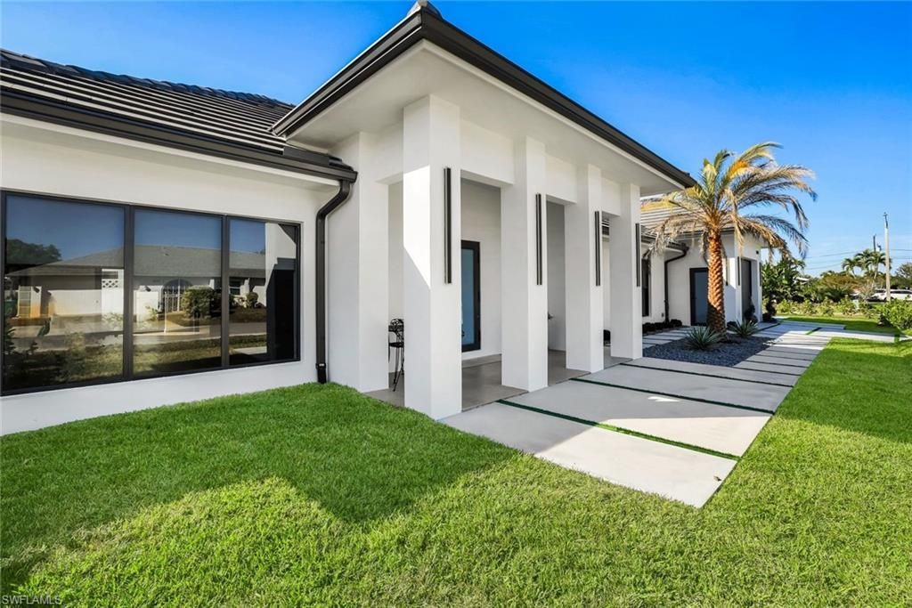 10771 6th St, Naples, FL 34108 Photo