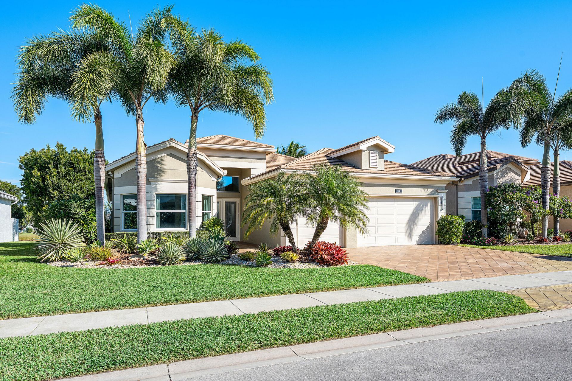 8241 Pyramid Peak Lane, Boynton Beach, FL 33473 Photo