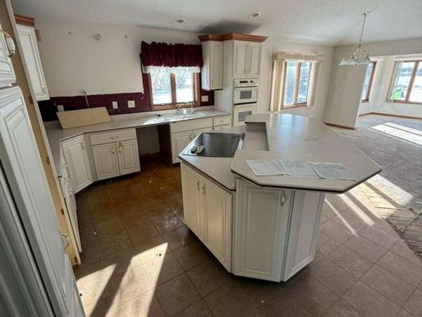 384 Voyager Drive, Alexandria, MN 56308