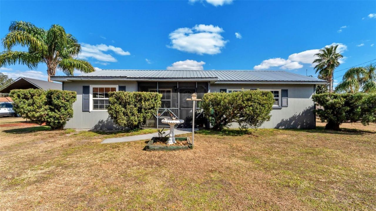 2802 Canal Drive N, Lakeland, FL 33801 Main Photo