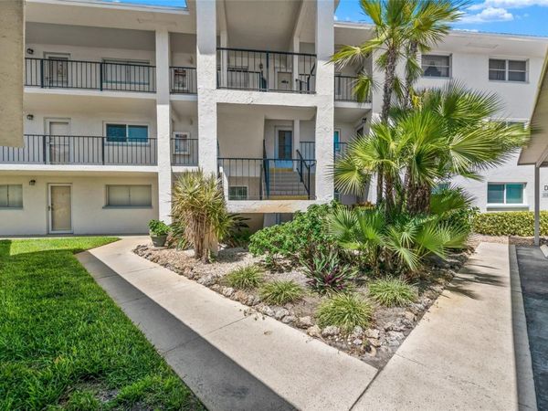 708 TAMIAMI TRAIL S, Unit 319, VENICE, FL 34285