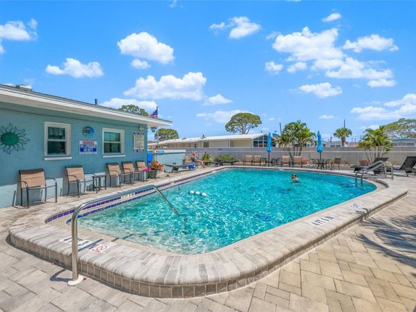 708 TAMIAMI TRAIL S, Unit 319, VENICE, FL 34285