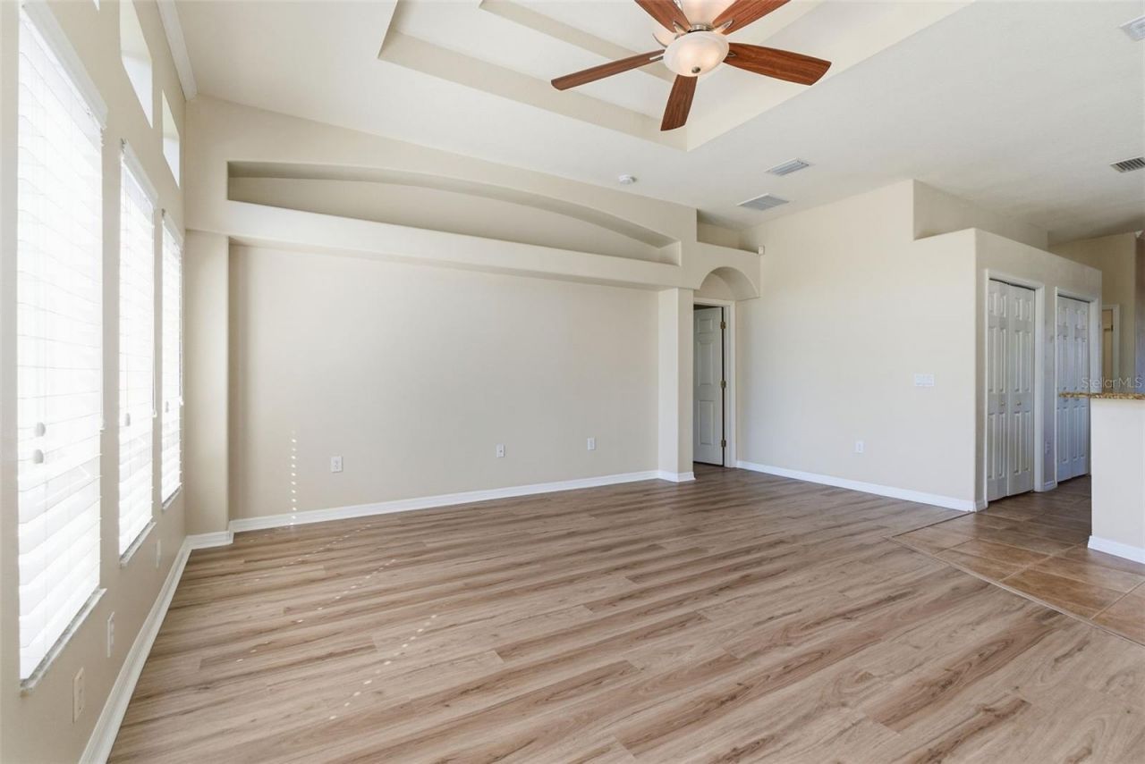 915 Vista Verde Lane, Sun City Center, FL 33573 Photo