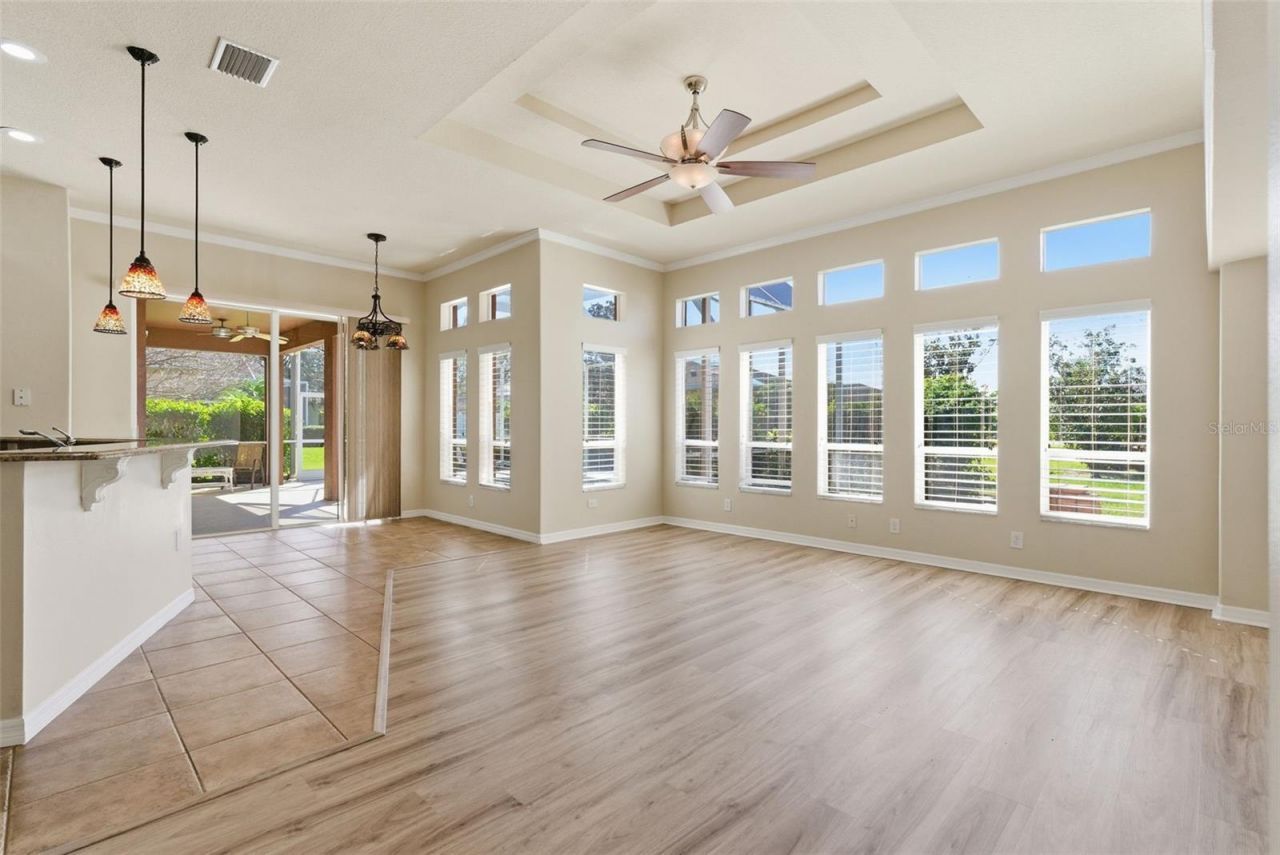 915 Vista Verde Lane, Sun City Center, FL 33573 Photo