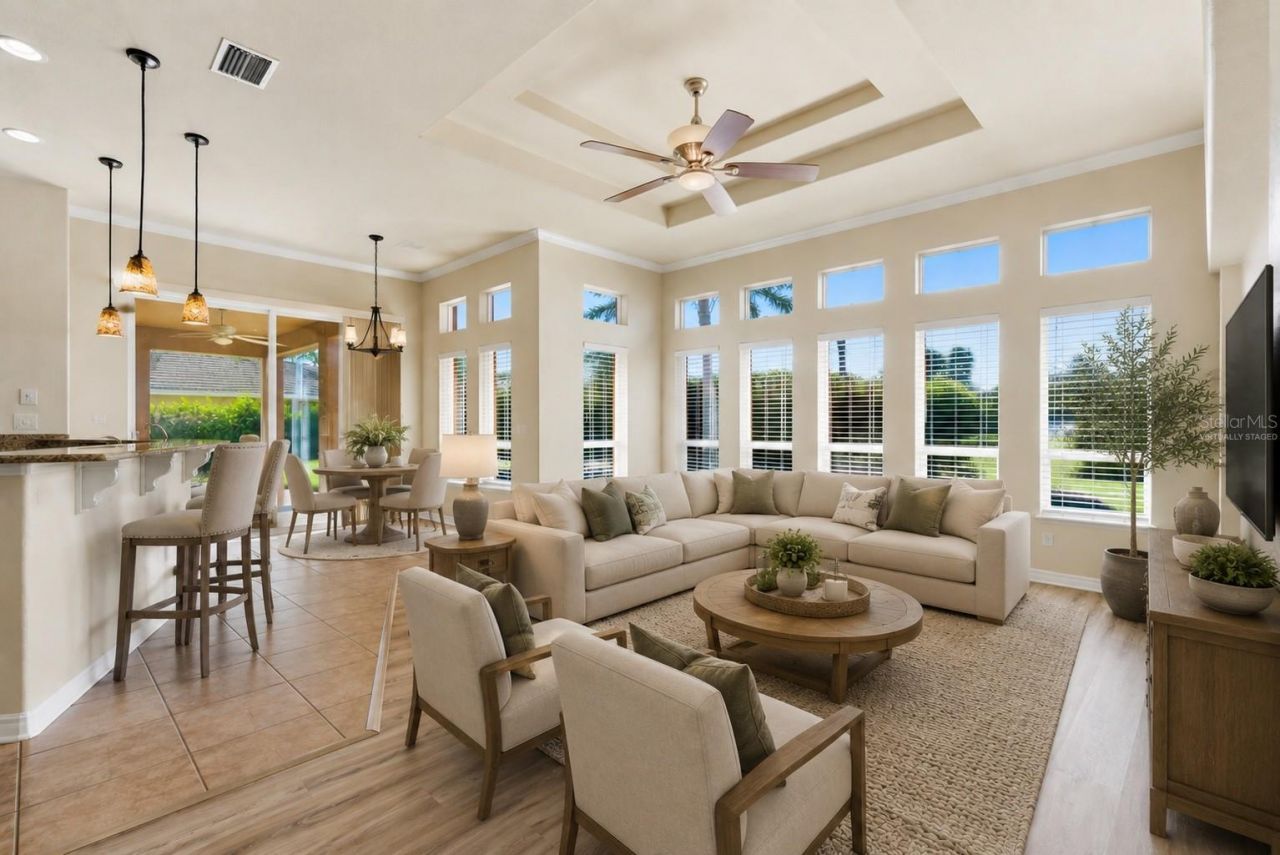 915 Vista Verde Lane, Sun City Center, FL 33573 Photo