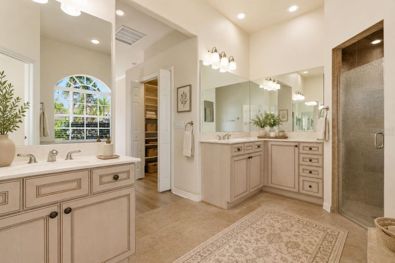 915 Vista Verde Lane, Sun City Center, FL 33573 Photo