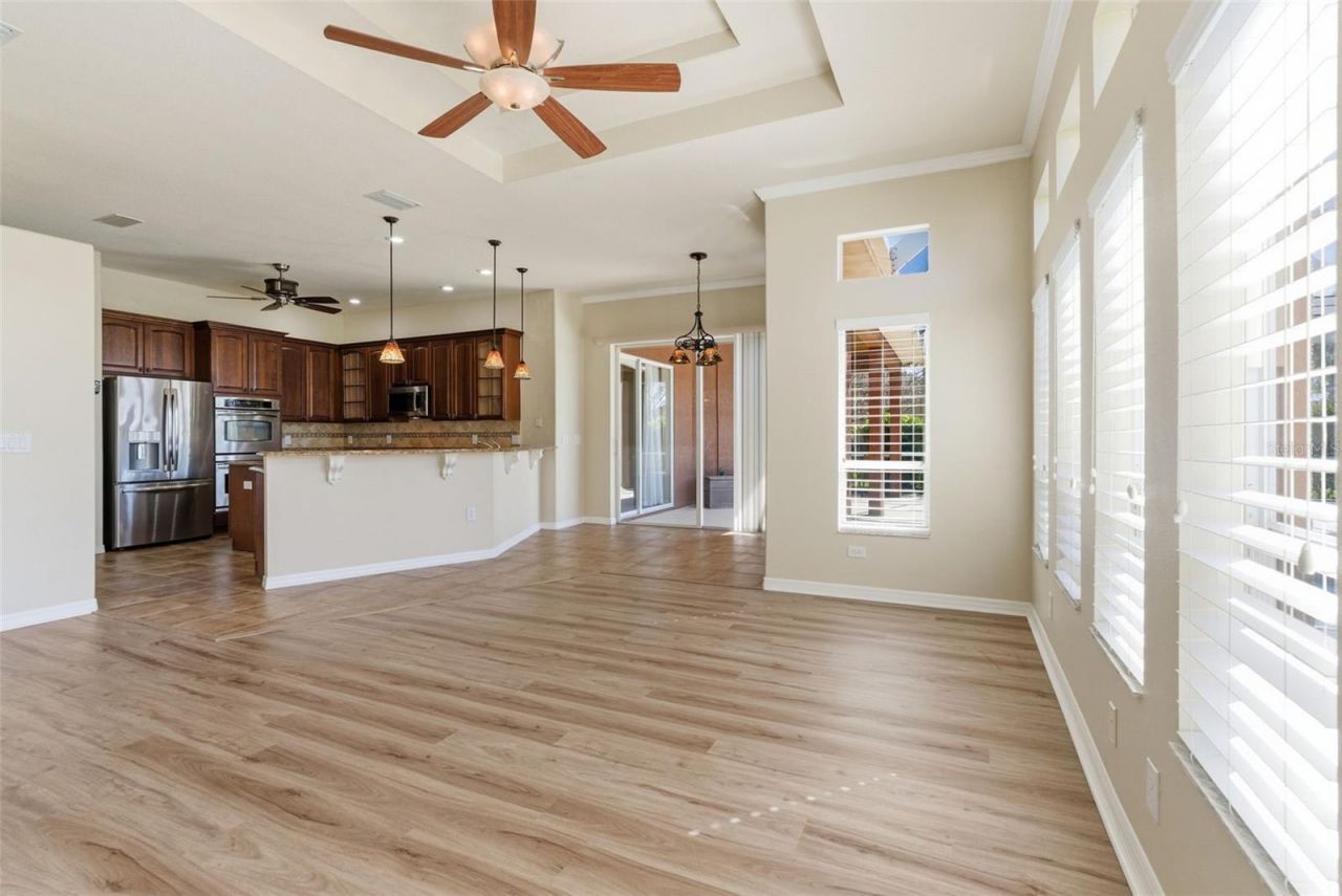 915 Vista Verde Lane, Sun City Center, FL 33573 Photo