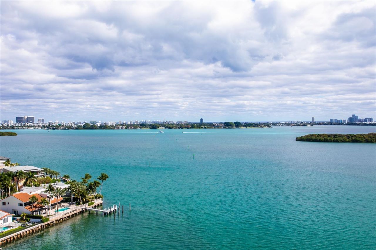 1800 NE 114th St , Unit 1704, Miami, FL 33181 Photo