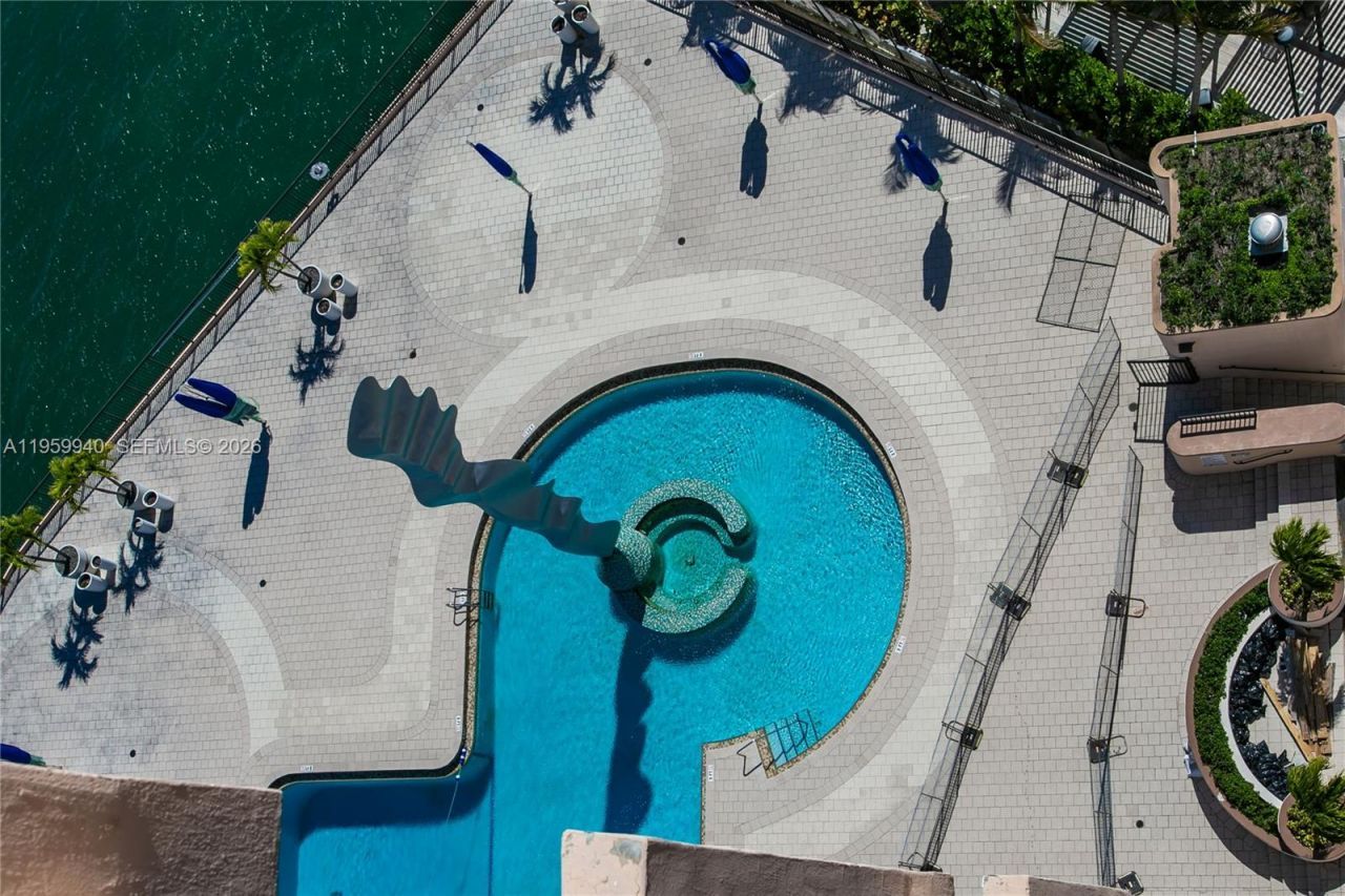 1800 NE 114th St , Unit 1704, Miami, FL 33181 Photo