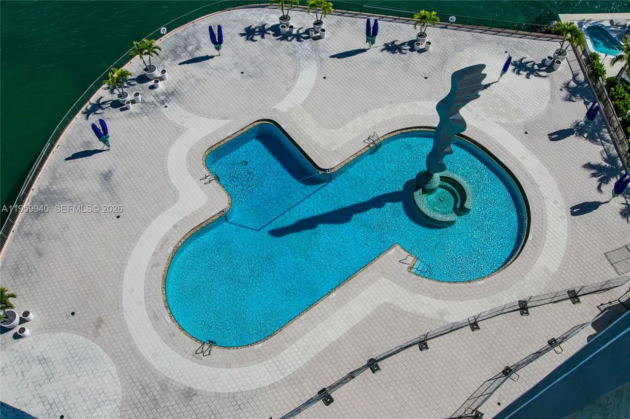 1800 NE 114th St , Unit 1704, Miami, FL 33181 Photo