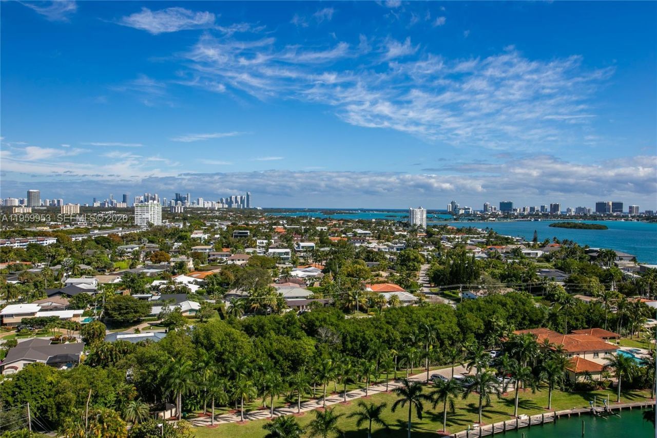 1800 NE 114th St , Unit 1810, Miami, FL 33181 Photo