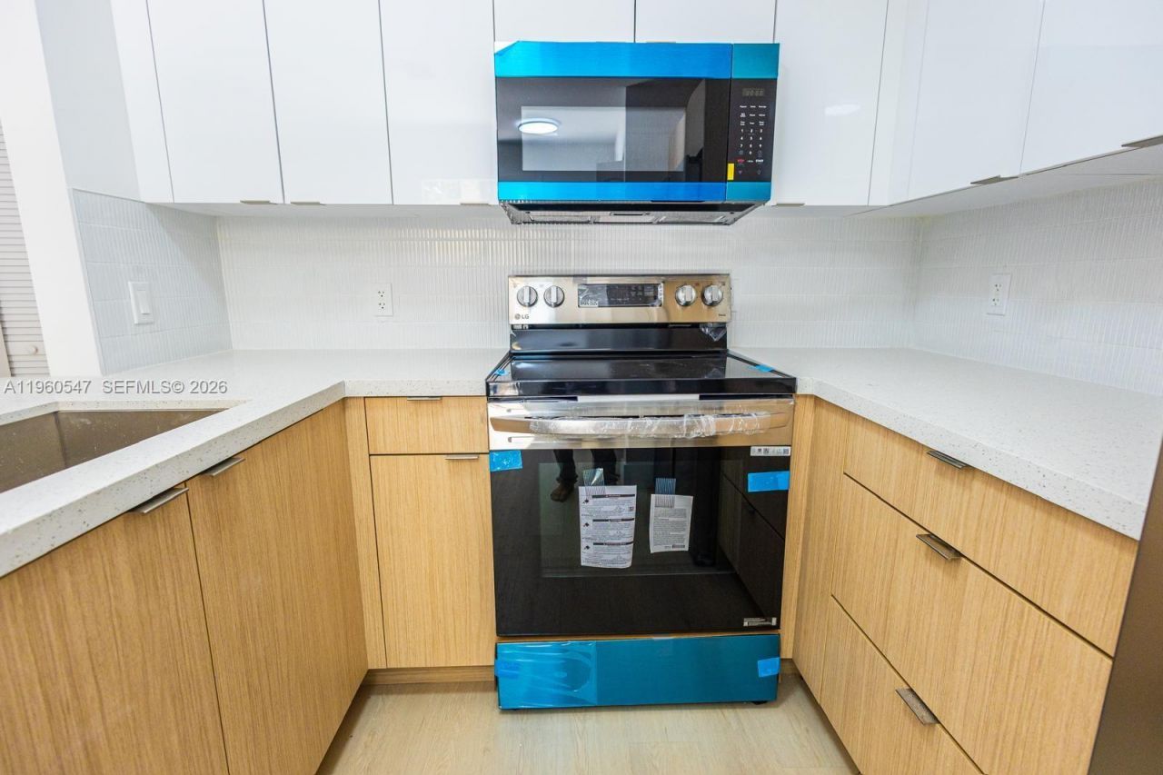 812 33rd St , West Palm Beach, FL 33407 Photo