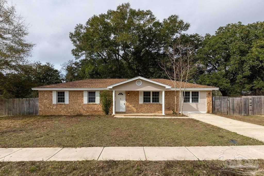 4249 Sea Port Rd, Pace, FL 32571 Main Photo