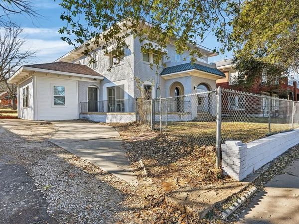 412 SW 4th Avenue, Mineral Wells, TX 76067