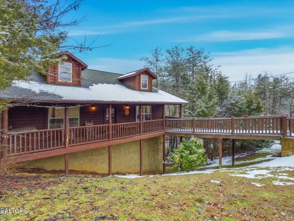 1960 Oakmont Drive, Sevierville, TN 37876