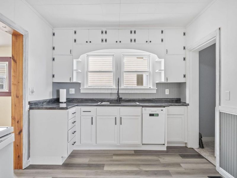 435 W Railroad Street, Galion, OH 44833 Photo 4