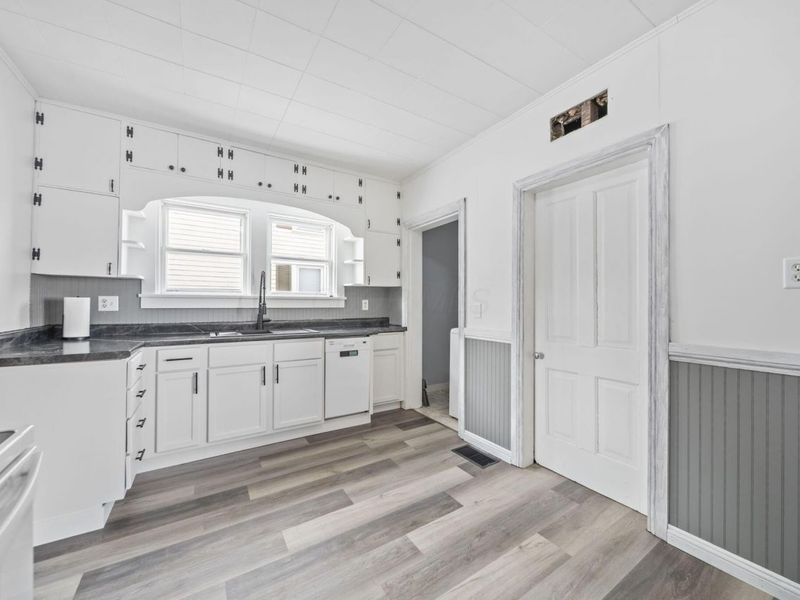 435 W Railroad Street, Galion, OH 44833 Photo 6