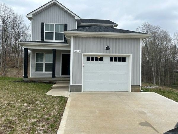 1215 Cottonwood Dr , Clarksville, TN 37040